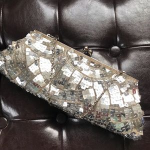 Beautiful Silver Sequins Clutch